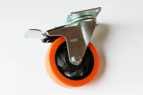 Zwenkwiel PVC met rem 100 mm dubbelgelagerd